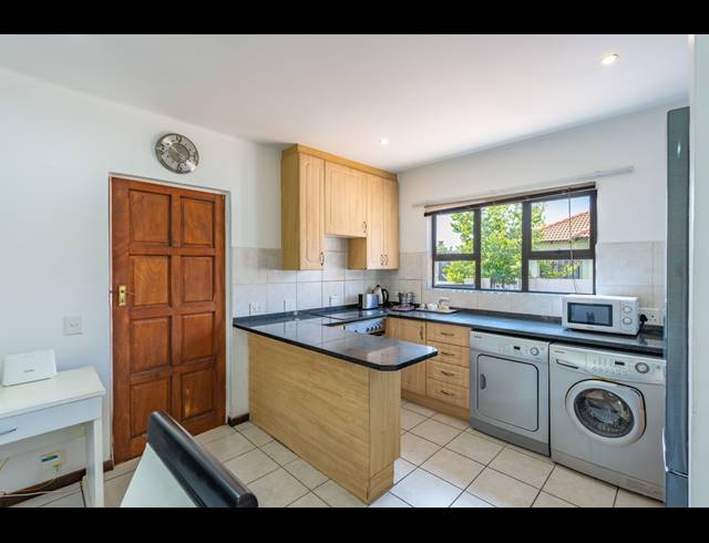 3 BEDROOM CLUSTER FOR SALE IN BROADACRES